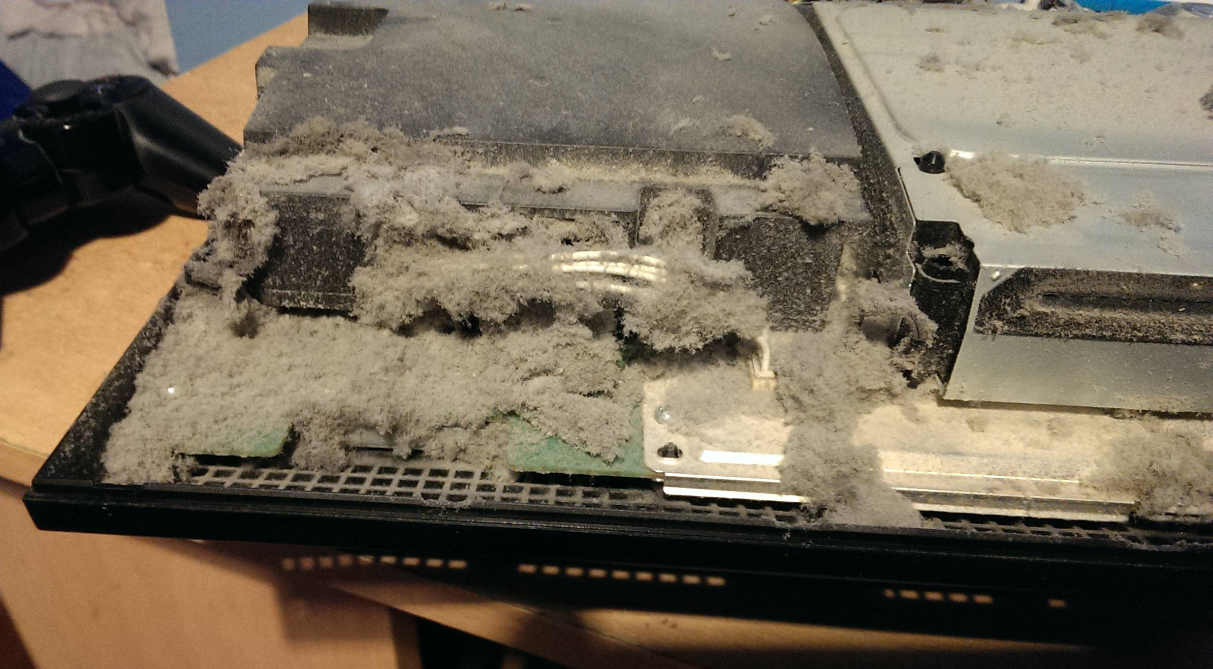 dust overheating ps3